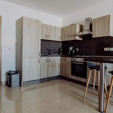Bugibba's Heart 1br Flat * St. Paul's Bay