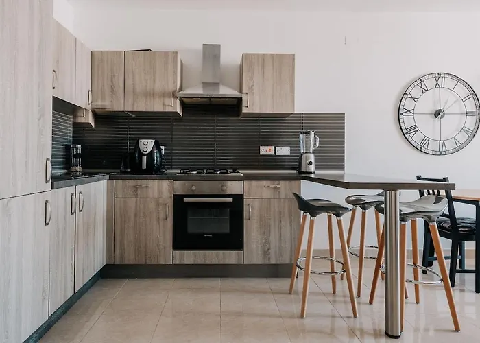 Bugibba's Heart 1br Flat St. Paul's Bay