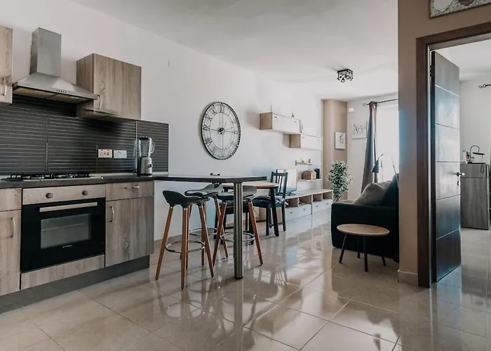 Bugibba's Heart 1br Flat St. Paul's Bay