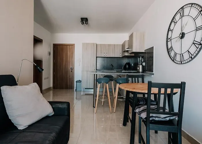 Bugibba's Heart 1br Flat