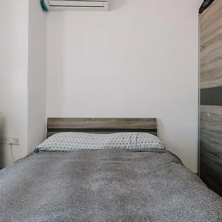 Bugibba's Heart 1br Flat Apartment St. Paul's Bay